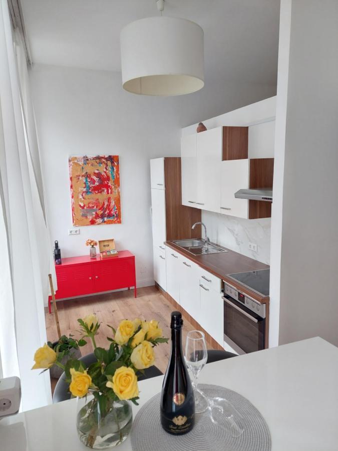 Vienna Charm Apartment ภายนอก รูปภาพ
